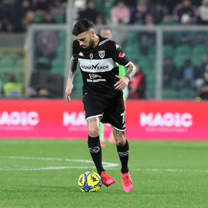 Home Match Jersey Kombat 23/24