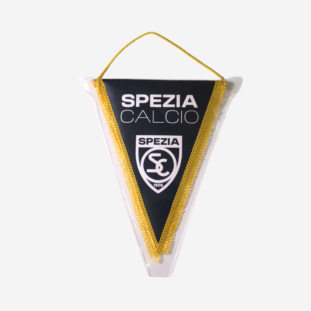 White Triangular Pennant