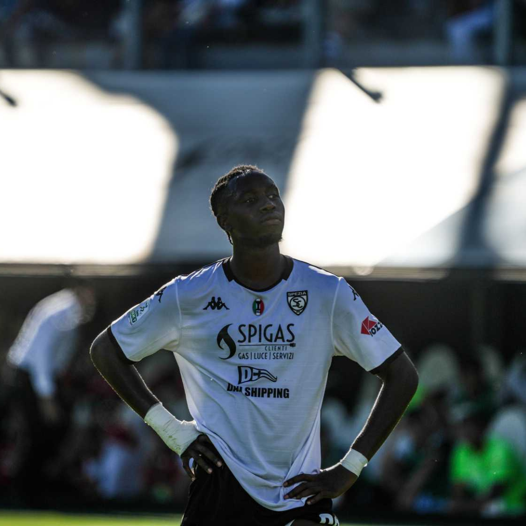 Home Match Jersey Kombat 23/24
