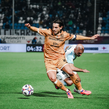 Home Match Jersey Kombat 23/24